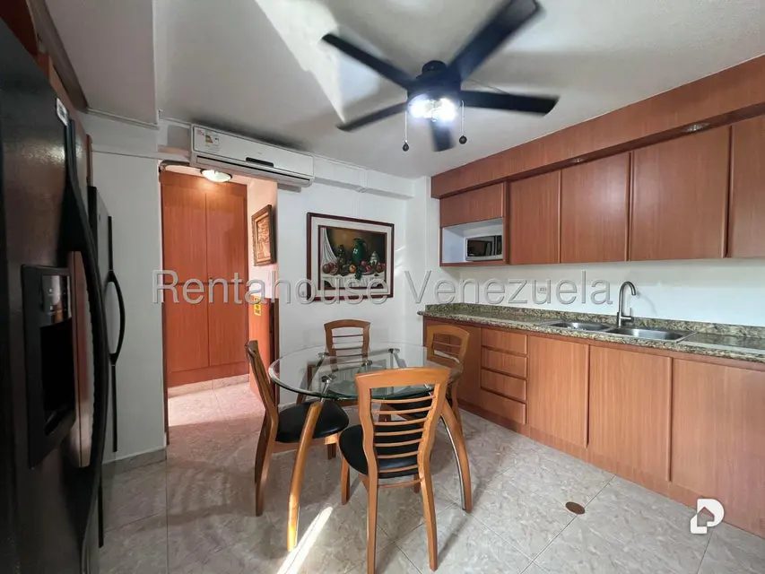 Apartamento en Urbanización Andrés Bello, Maracay – 14