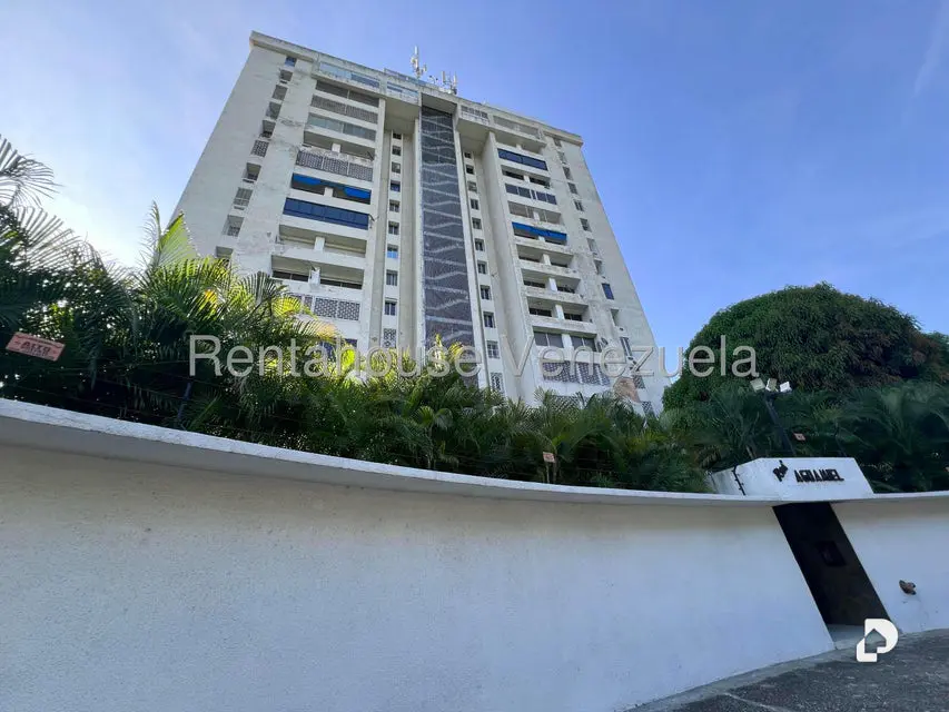 Apartamento en Urbanización Andrés Bello, Maracay – 1
