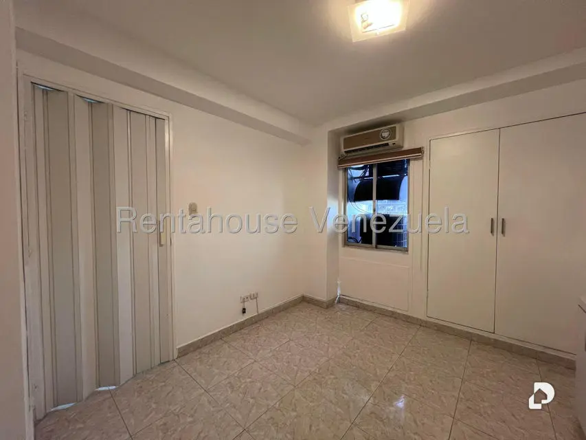 Apartamento en Urbanización Andrés Bello, Maracay – 25