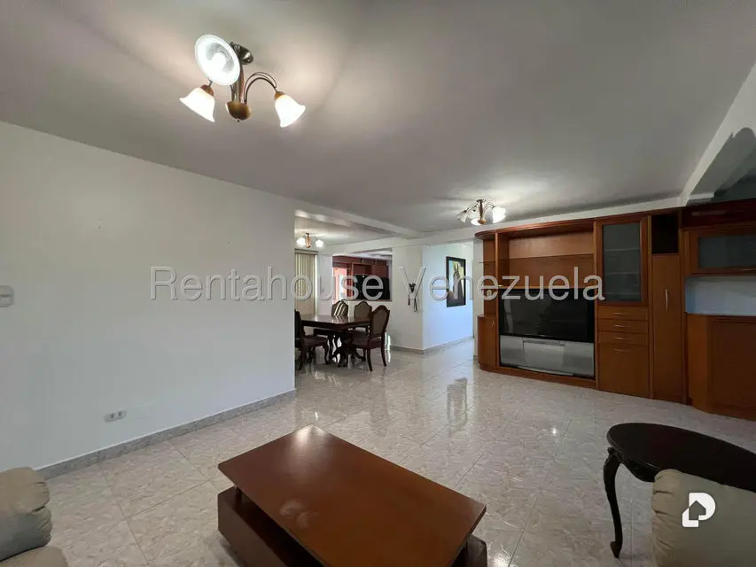 Apartamento en Urbanización Andrés Bello, Maracay – 9