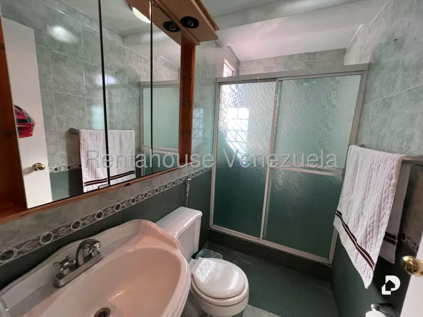 Apartamento en Urbanización Andrés Bello, Maracay – 23