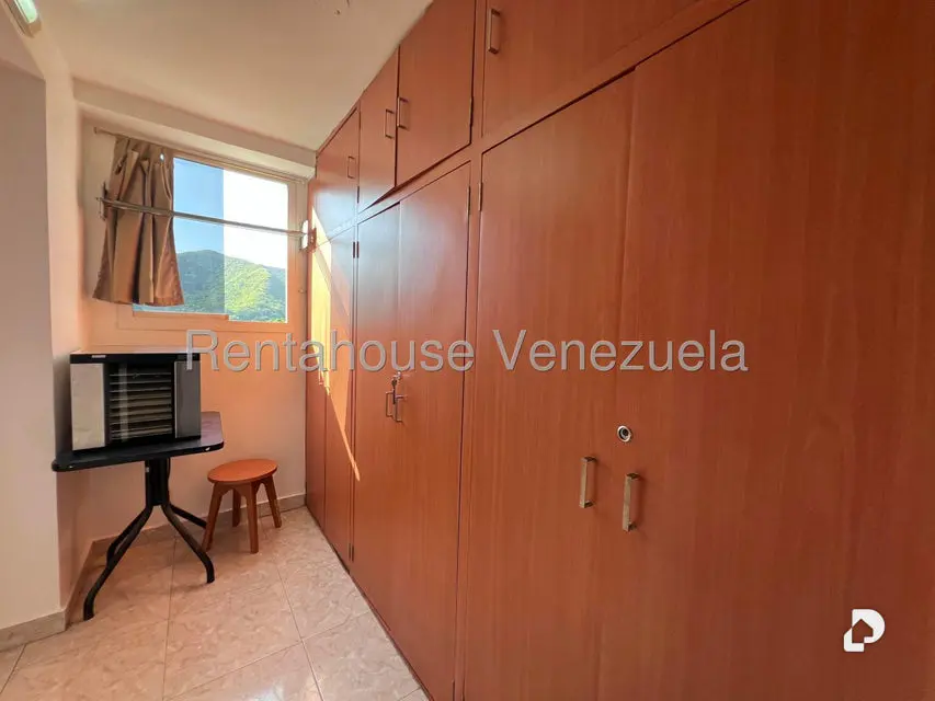 Apartamento en Urbanización Andrés Bello, Maracay – 16