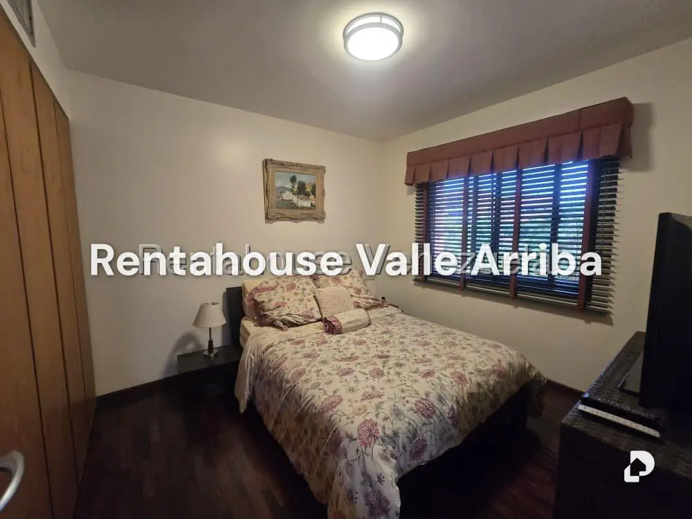 Apartamento en Campo Alegre, Caracas – 25