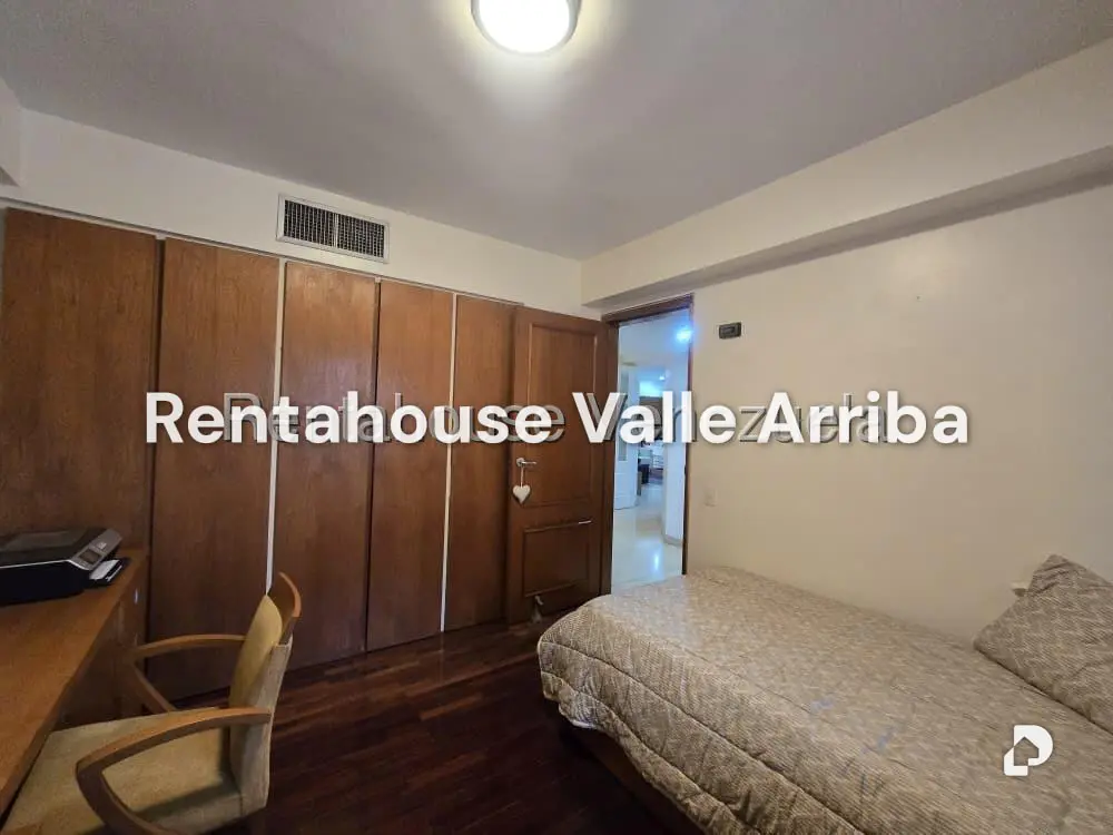 Apartamento en Campo Alegre, Caracas – 24