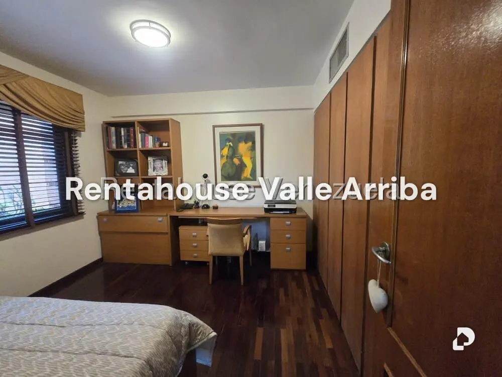 Apartamento en Campo Alegre, Caracas – 23