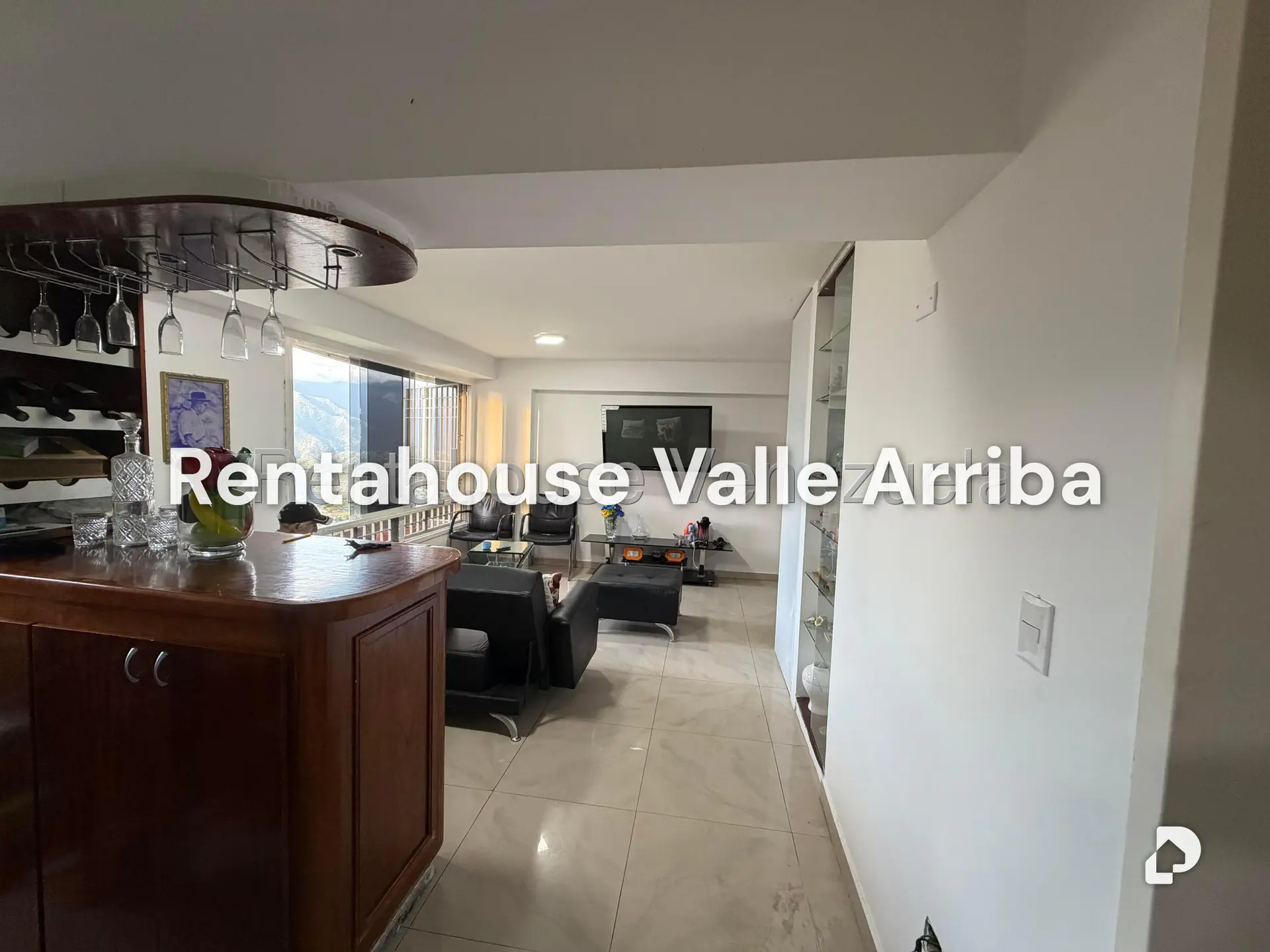 Apartamento en Miravila, Caracas – 1