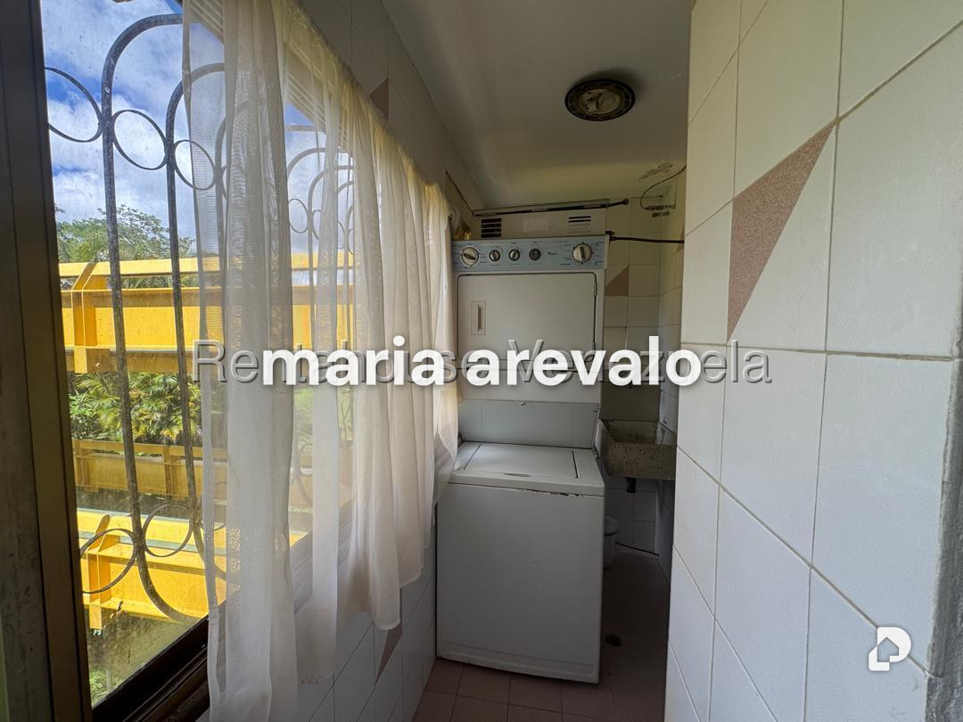Apartment in La Rosaleda, San Antonio de Los Altos – 10