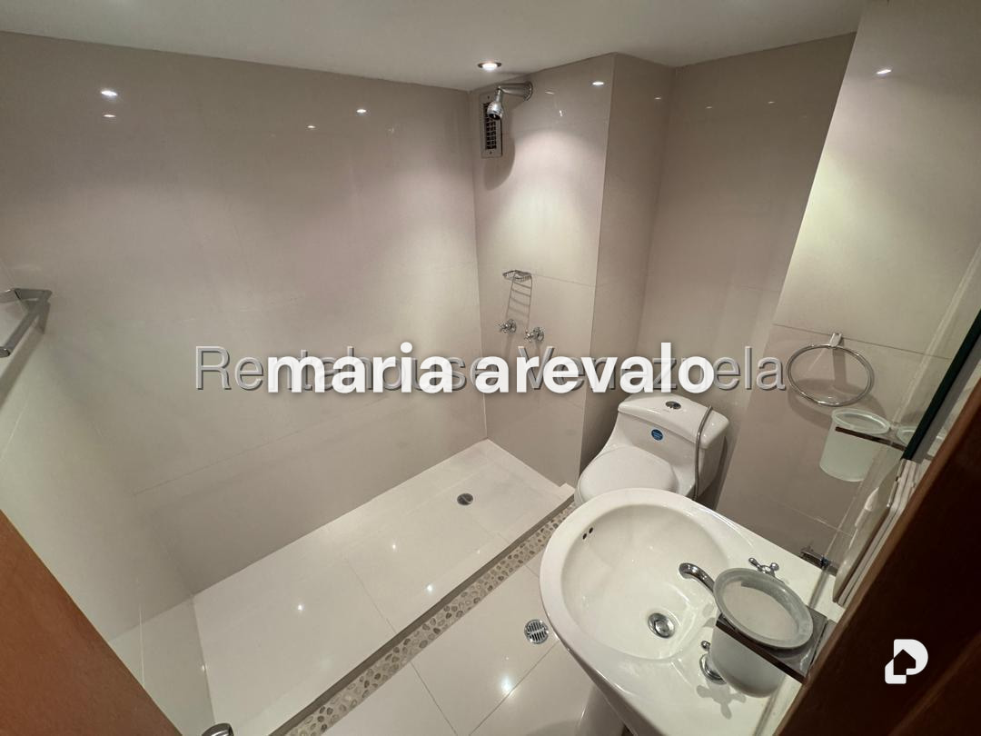 Apartment in La Rosaleda, San Antonio de Los Altos – 12