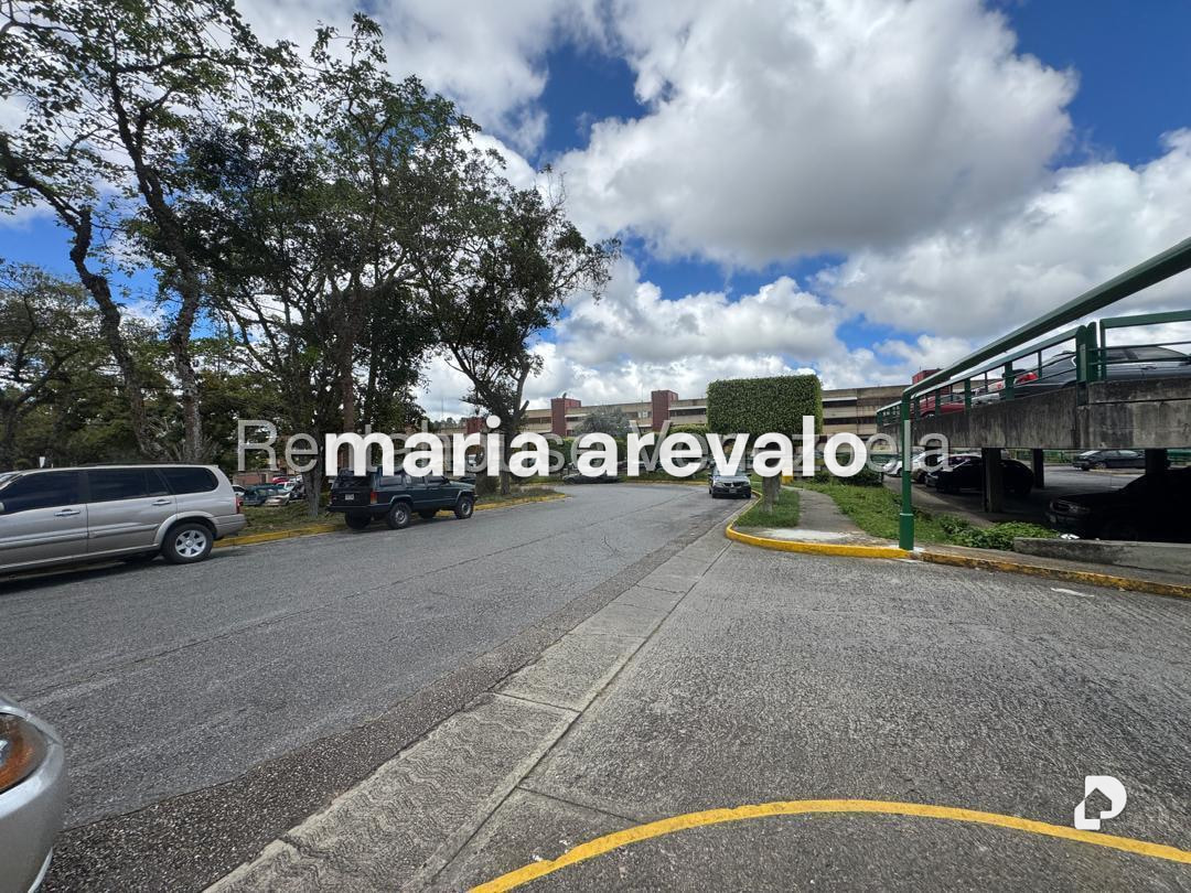 Apartment in La Rosaleda, San Antonio de Los Altos – 22
