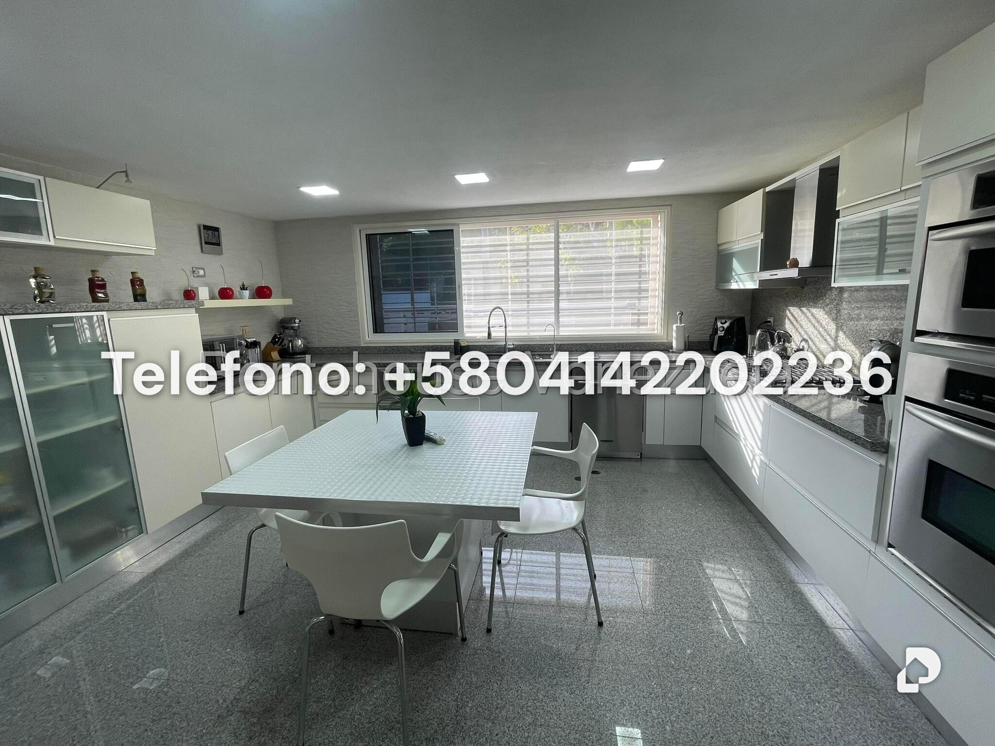 Townhouse en La Lagunita Country Club, Caracas – 25