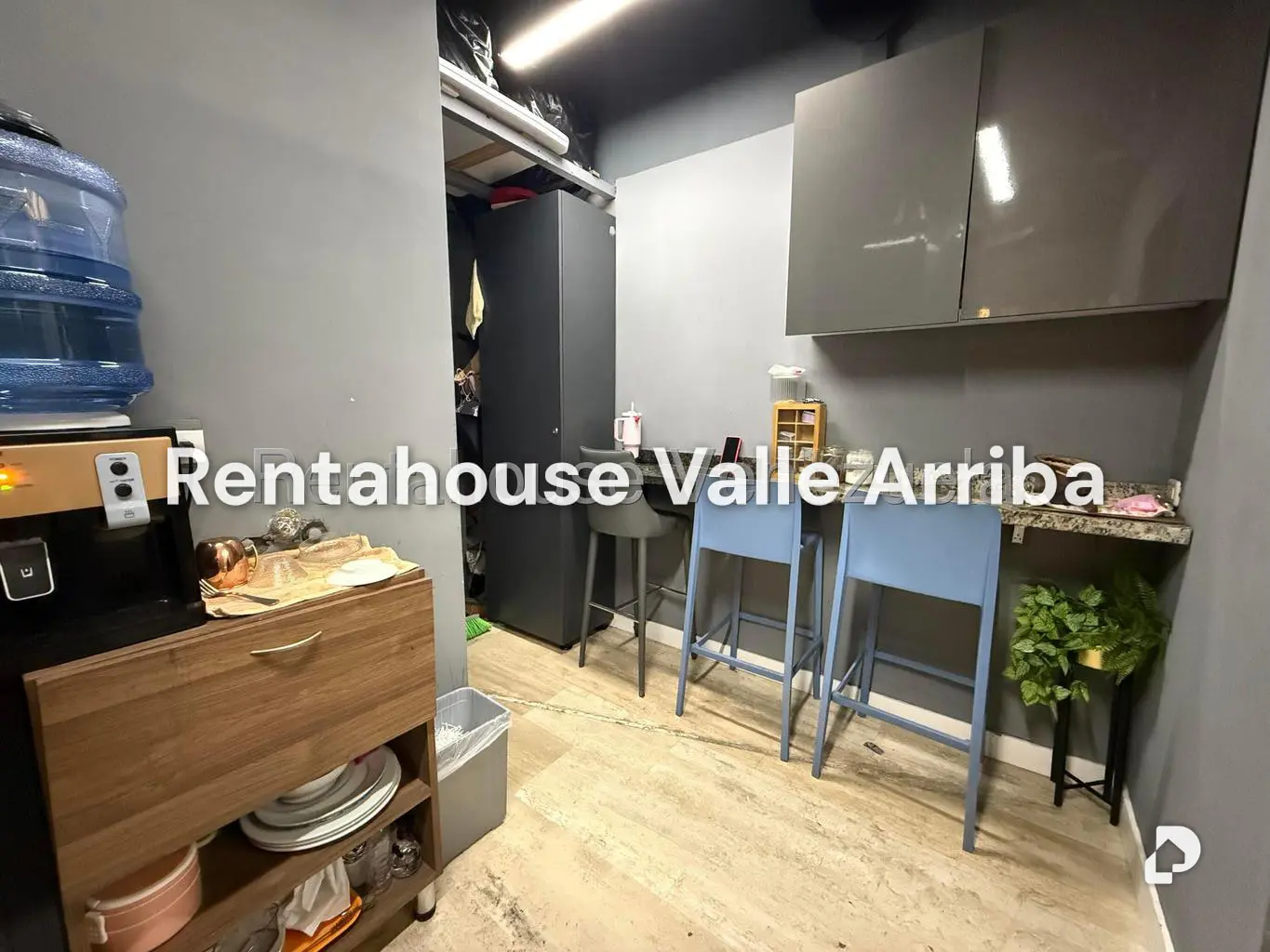 Local comercial en El Rosal, Caracas – 16