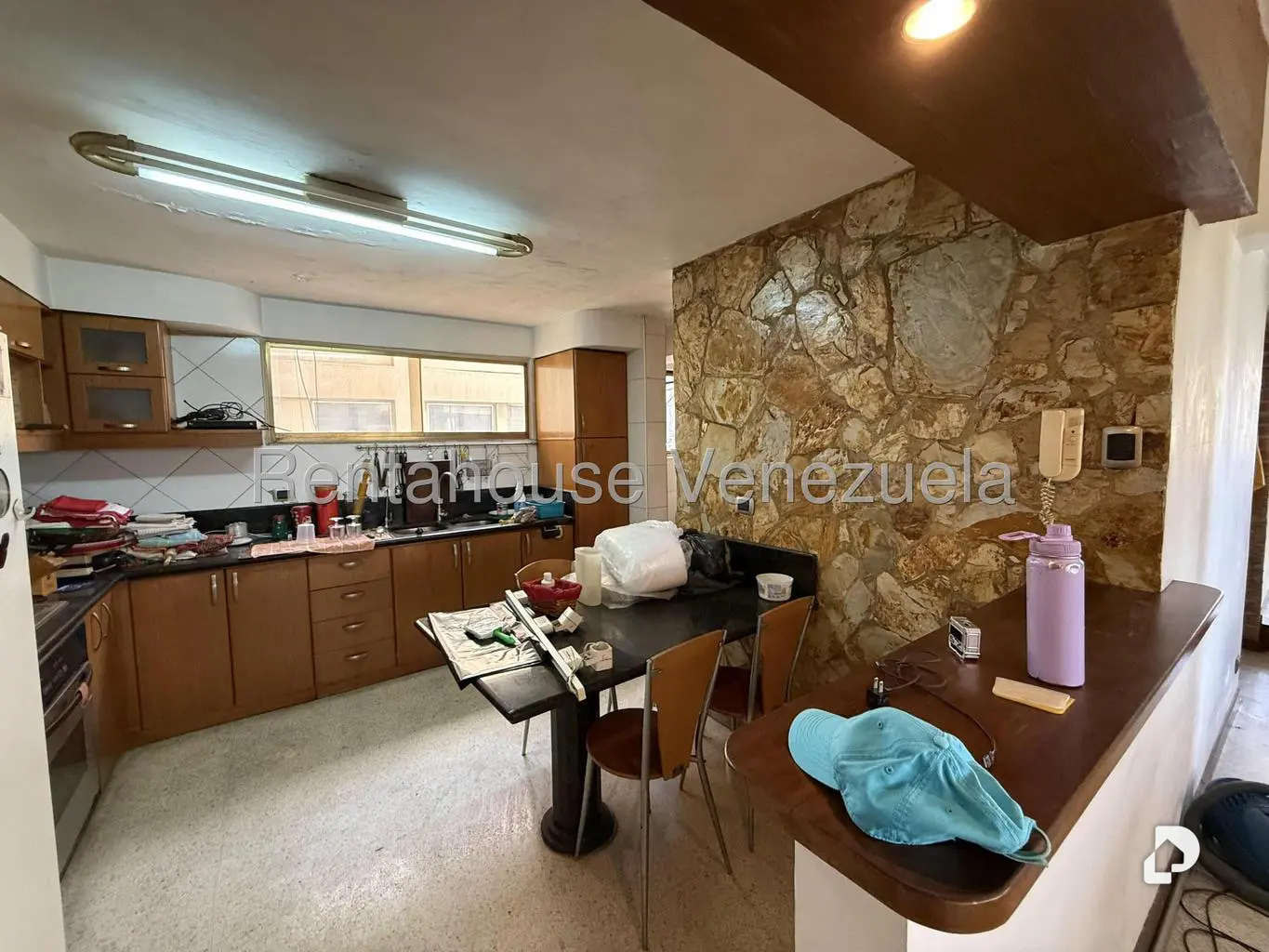 Apartamento en La Florida, Caracas – 12