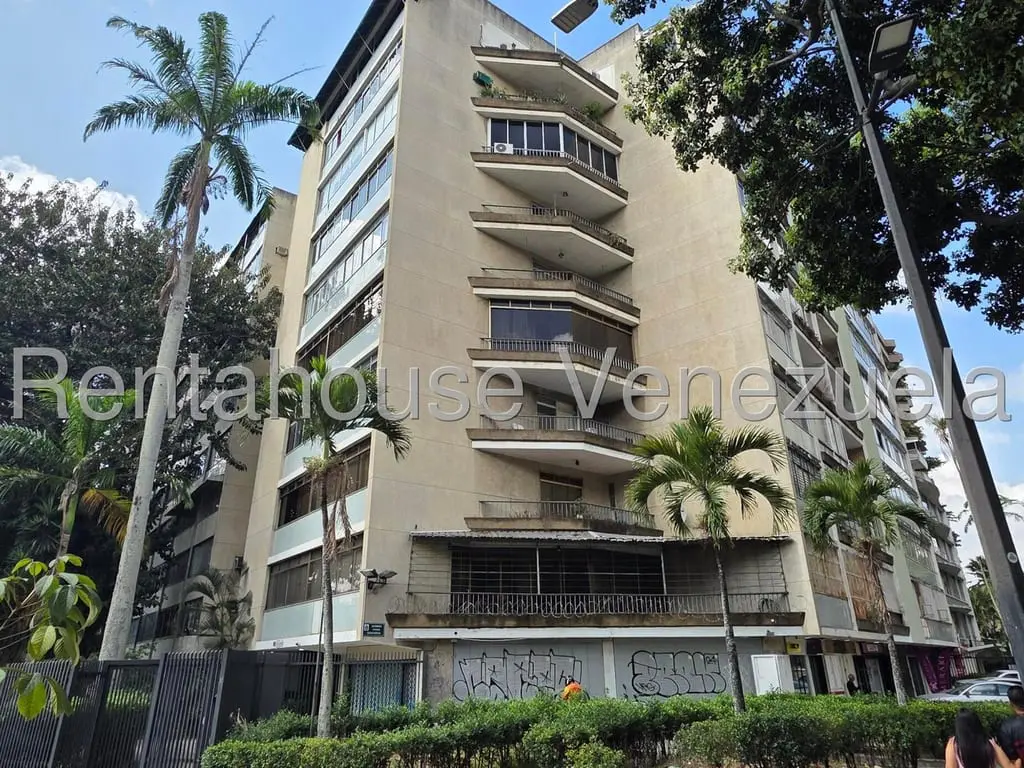 Commercial space in Altamira, Caracas - 1