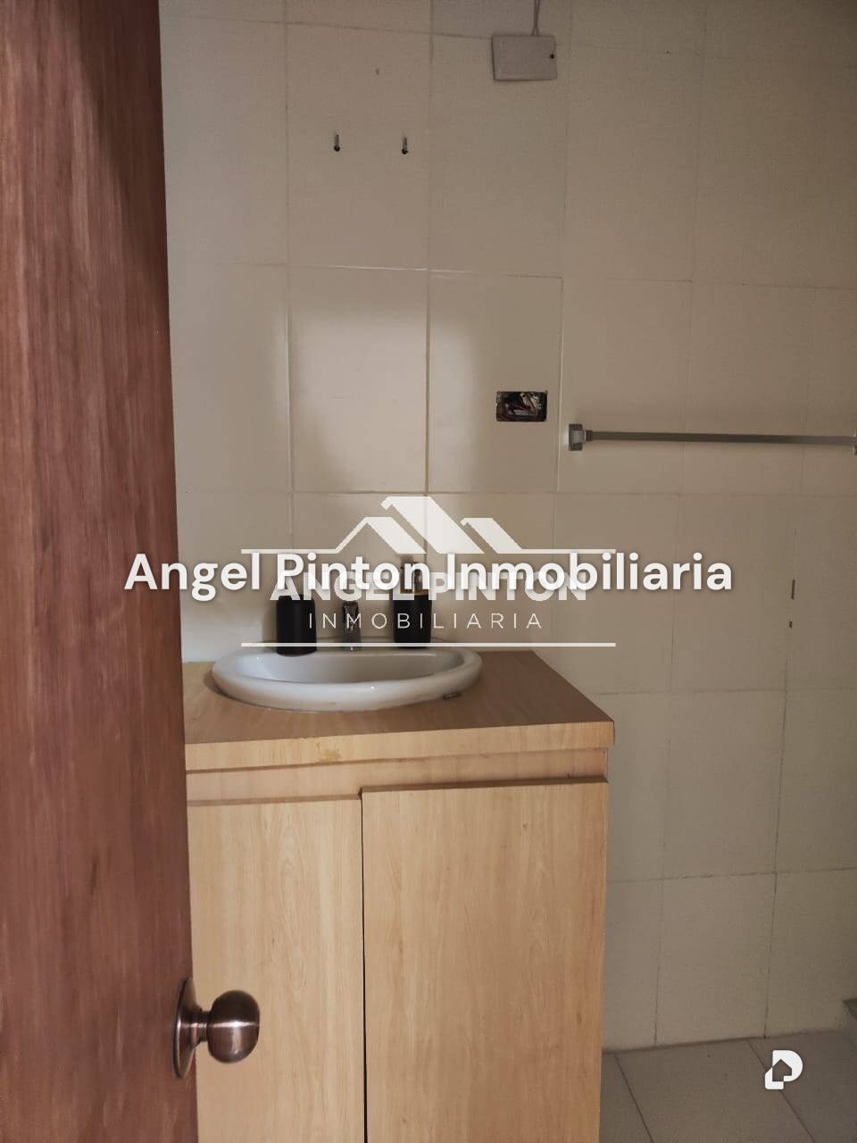 Local comercial en Alta Florida, Caracas – 11