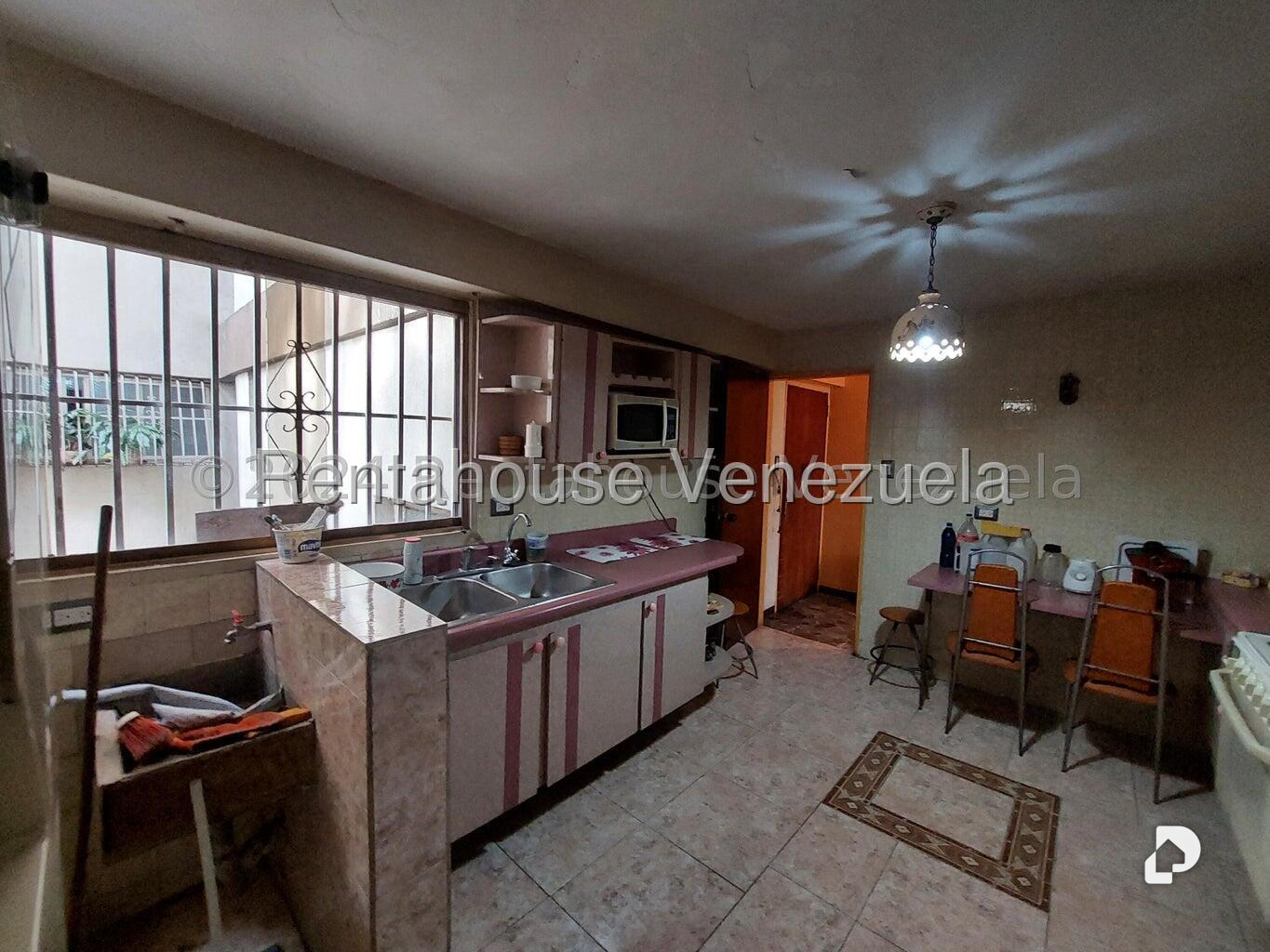 Apartamento en El Paraíso, Caracas – 12