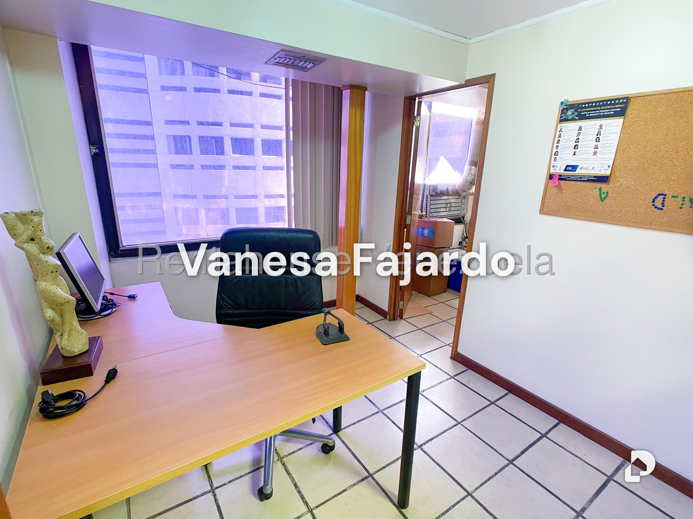 Oficina en El Rosal, Caracas – 19