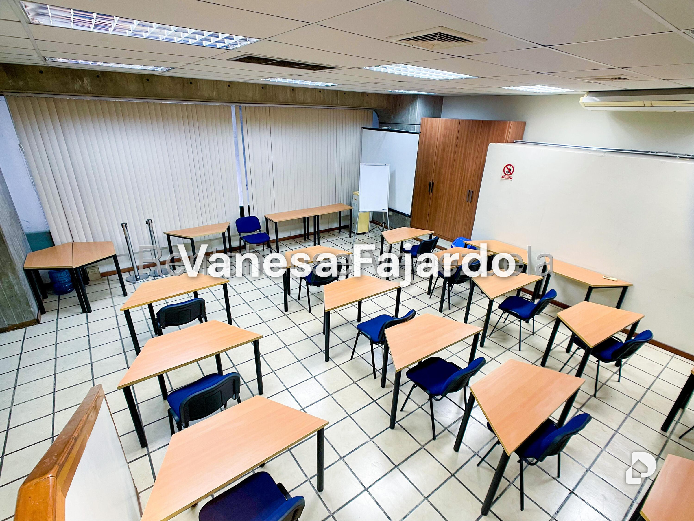 Oficina en El Rosal, Caracas – 28