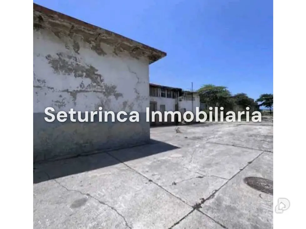 Land in Maiquetía – 5