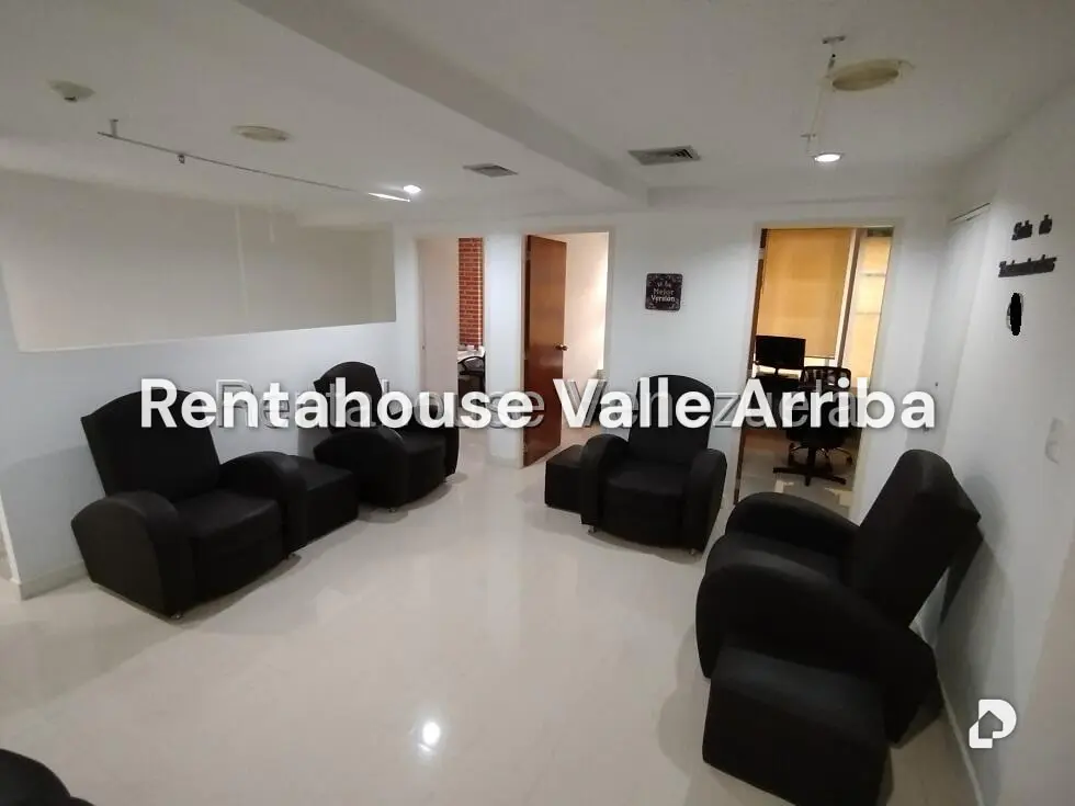 Local comercial en Boleíta Norte, Caracas – 25
