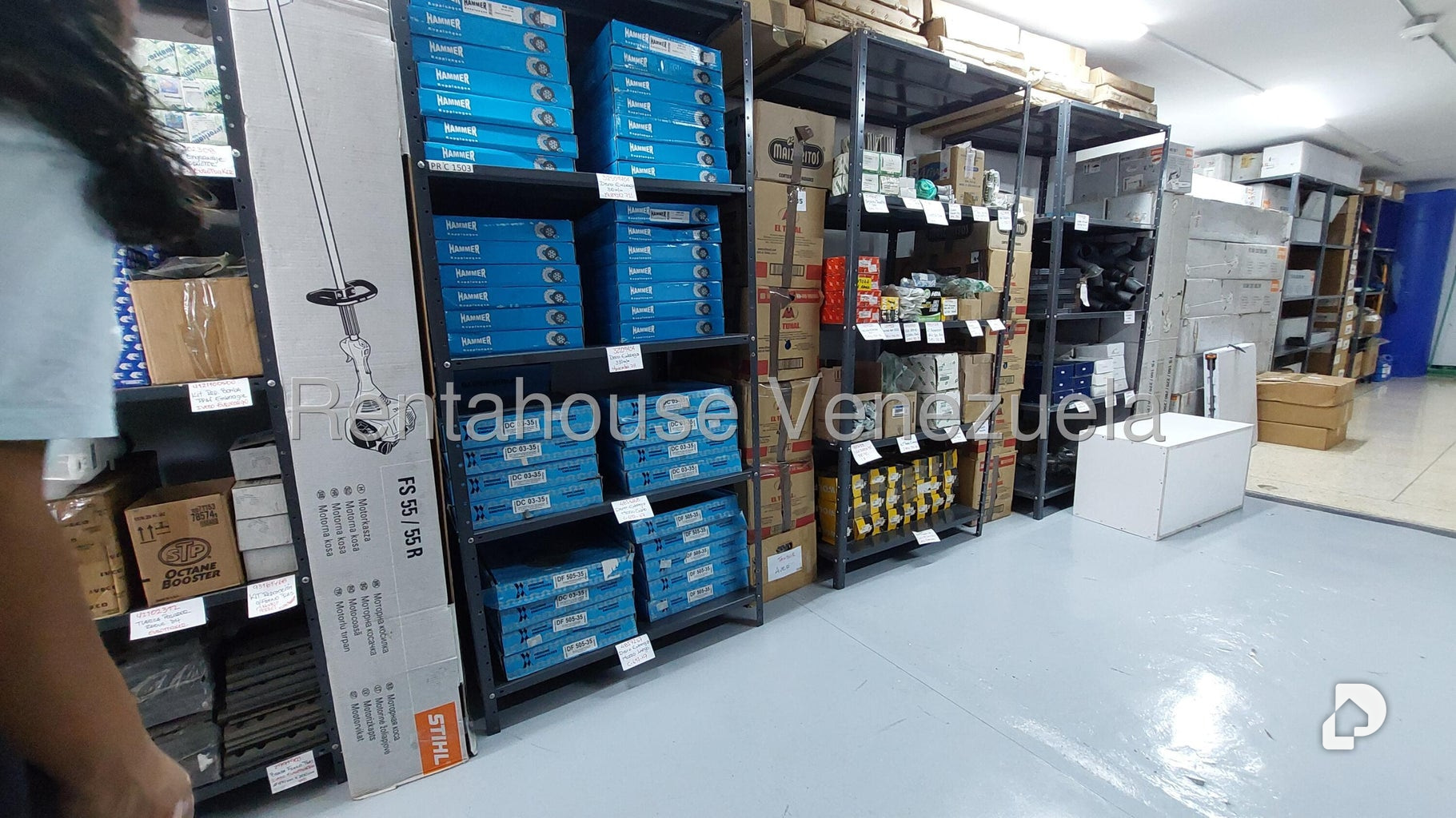 Local comercial en La Pastora, Caracas – 25