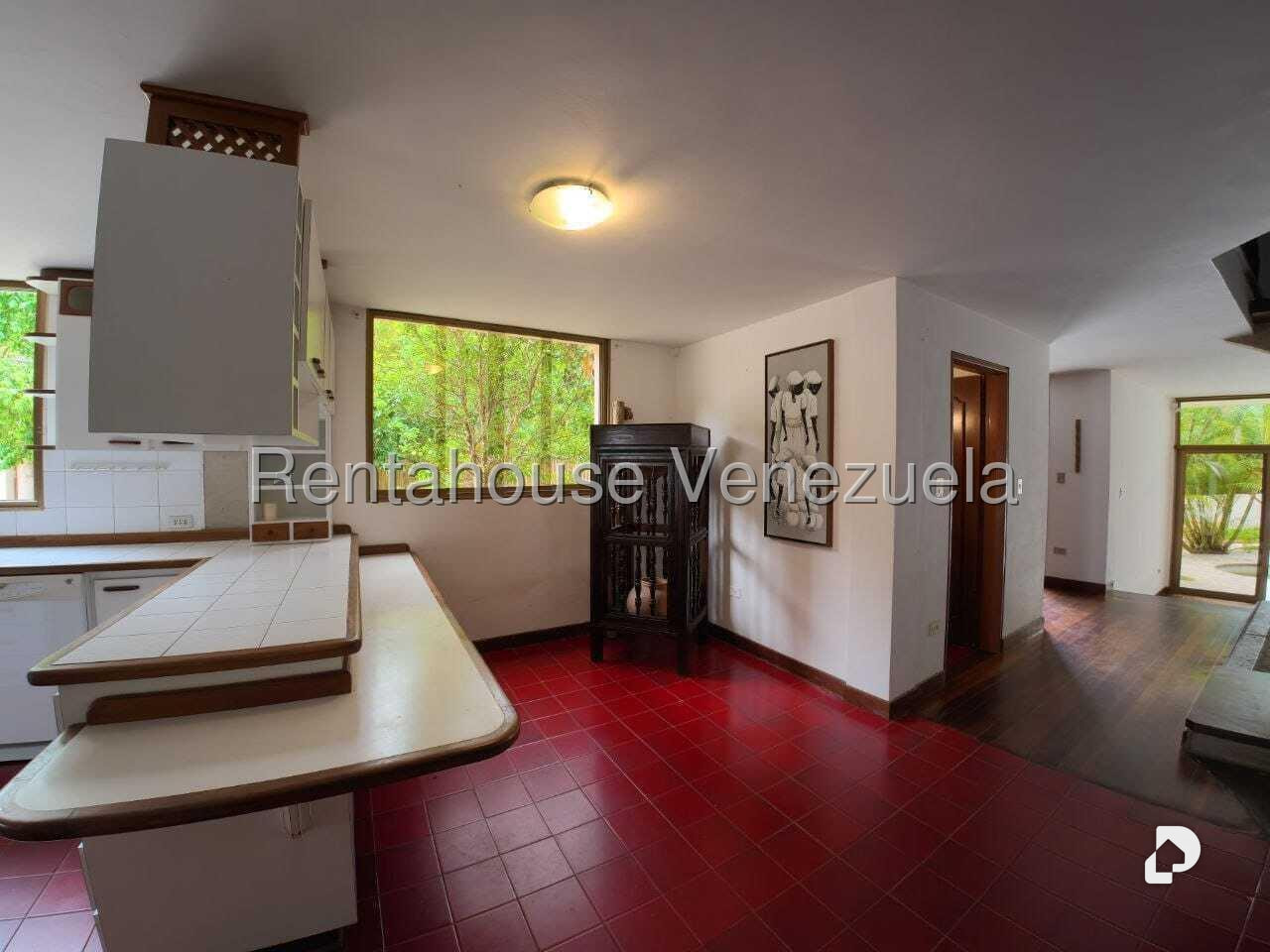 Casa en Oripoto, Caracas – 18