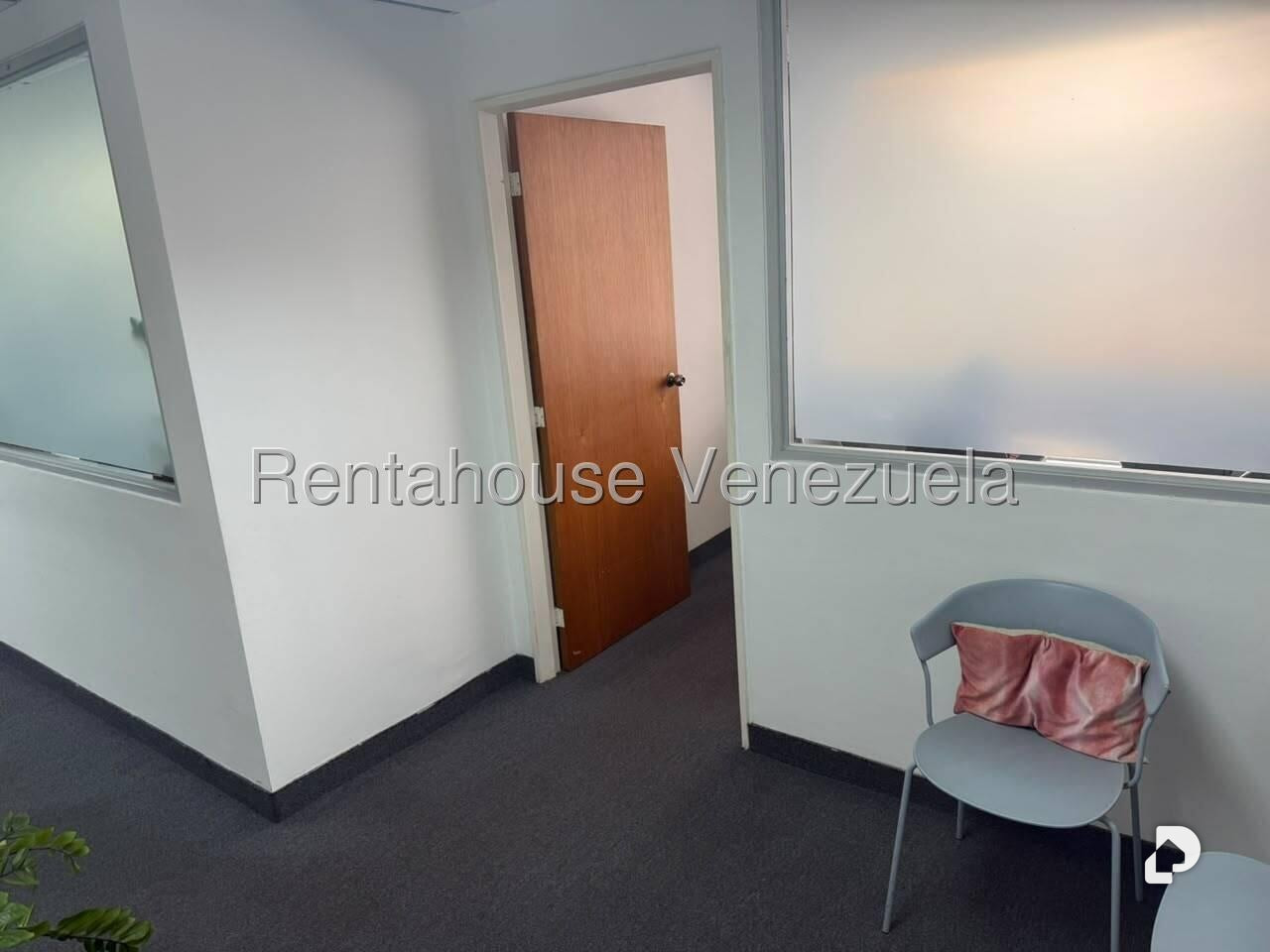 Oficina en Santa Paula, Caracas – 11