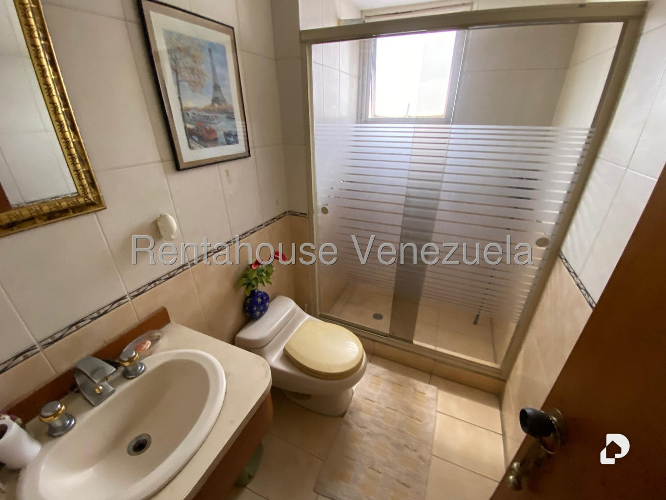 Apartamento en Campo Alegre, Caracas – 12