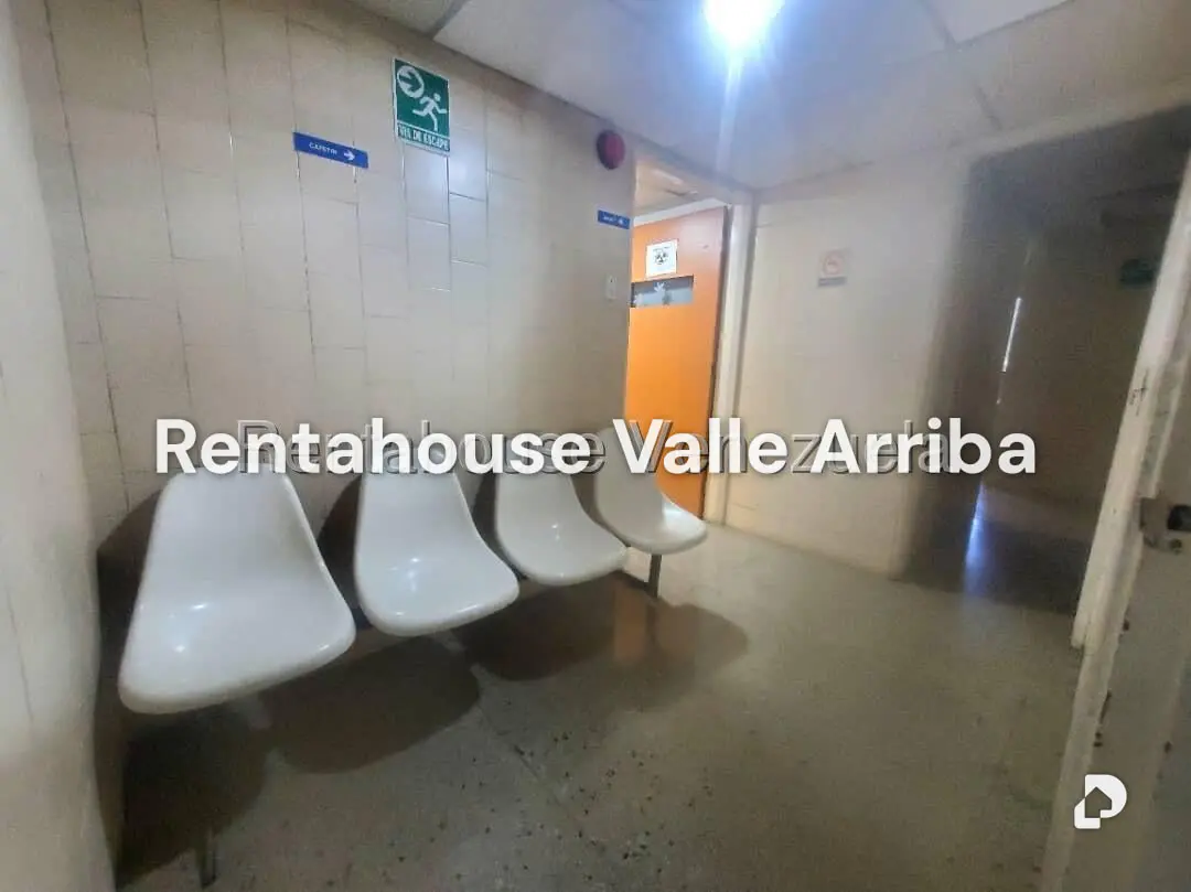 Local comercial en El Marqués, Caracas – 23