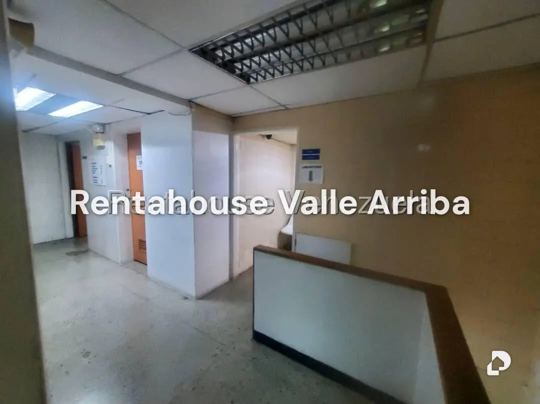 Local comercial en El Marqués, Caracas – 16