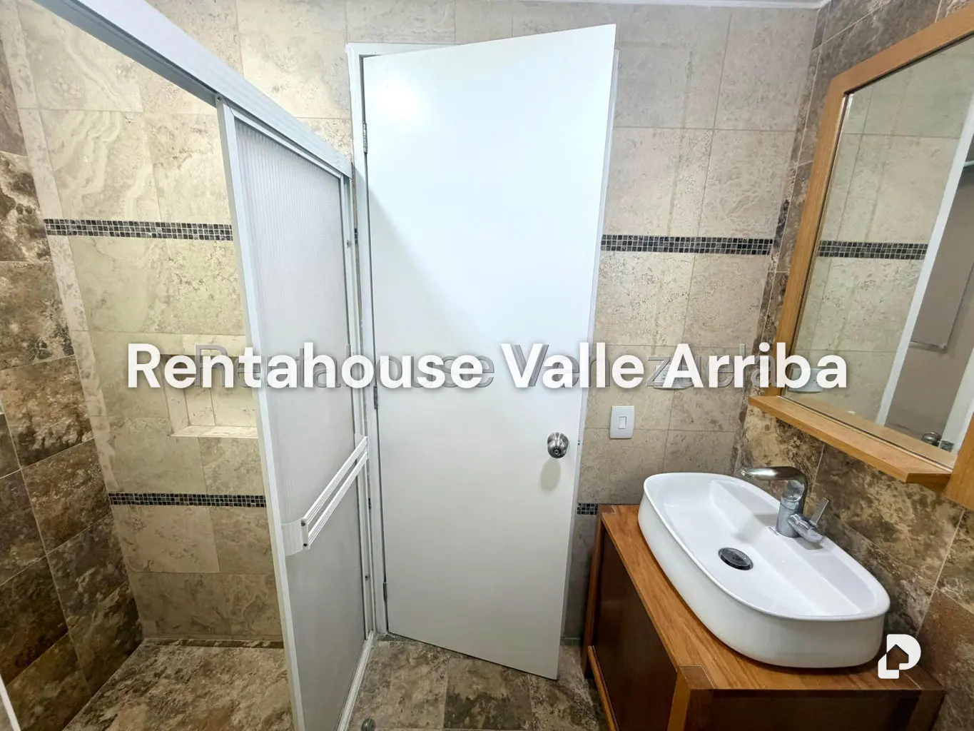 Apartamento en Campo Alegre, Caracas – 19