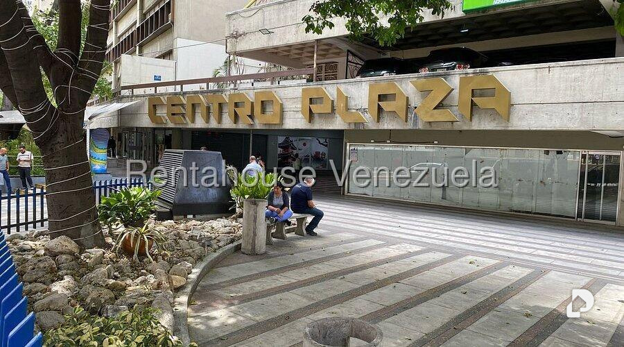 Oficina en Los Palos Grandes, Caracas – 2