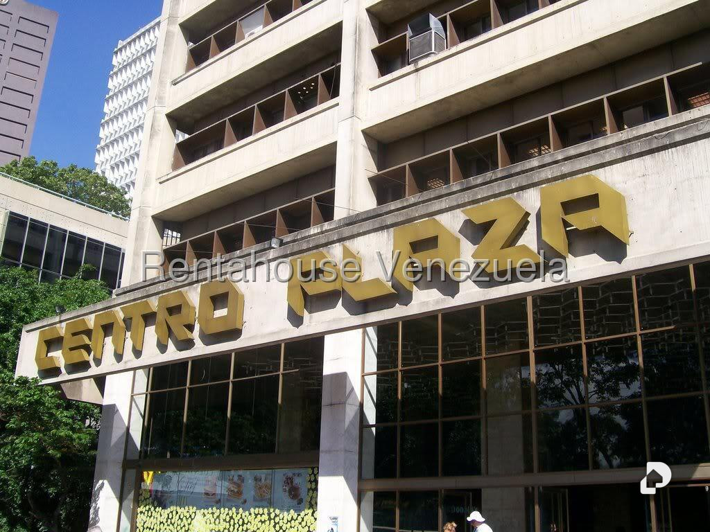 Oficina en Los Palos Grandes, Caracas – 1