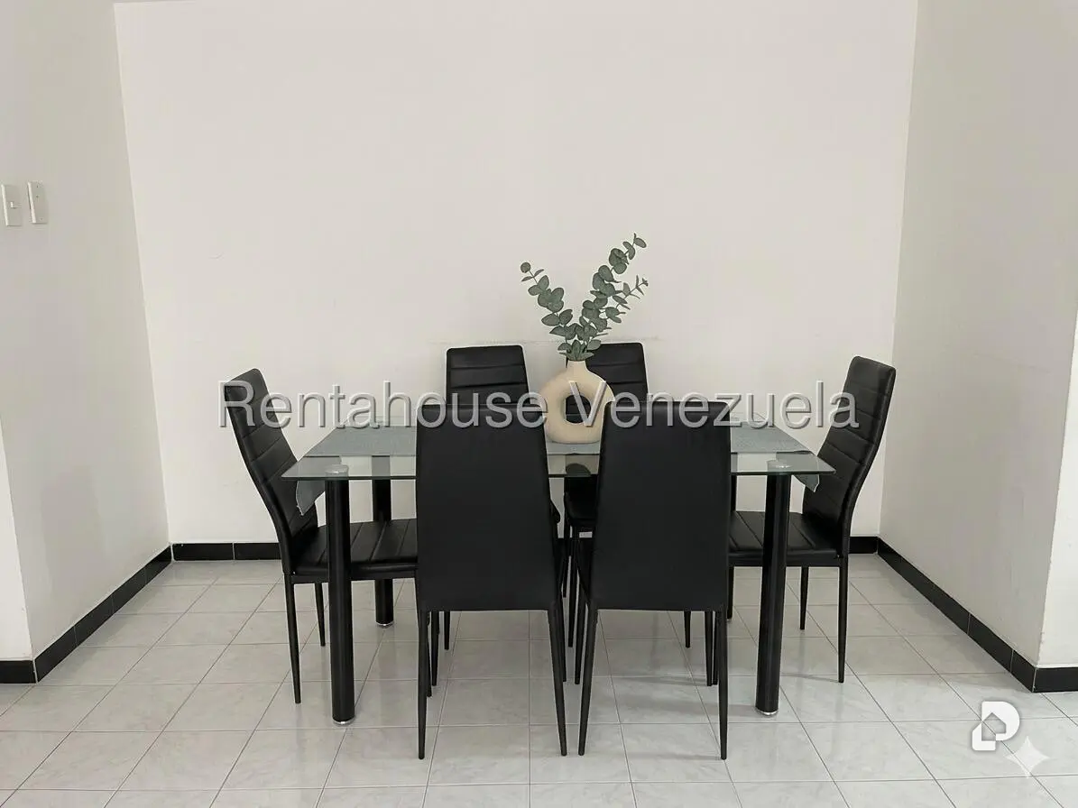 Apartamento en La Bonita, Caracas – 2
