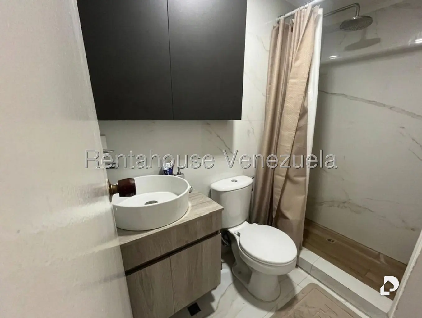 Apartamento en La Bonita, Caracas – 8