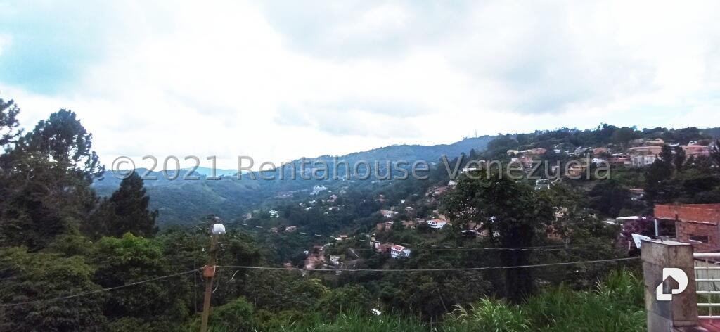 Casa en Oripoto, Caracas – 25