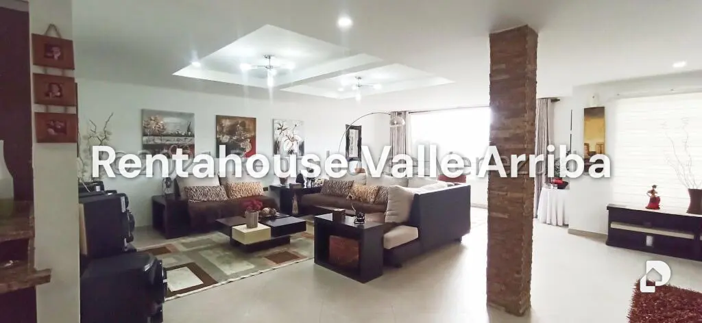 Casa en Oripoto, Caracas – 16
