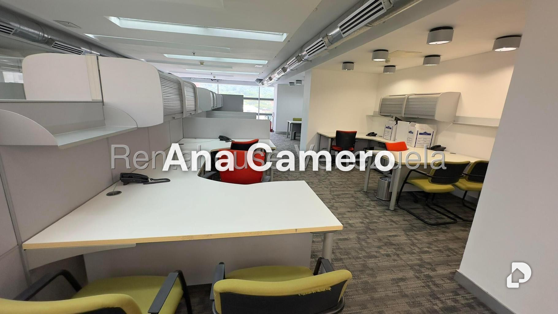Local comercial en Los Dos Caminos, Caracas – 12