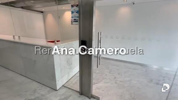 Local comercial en Los Dos Caminos, Caracas – 22