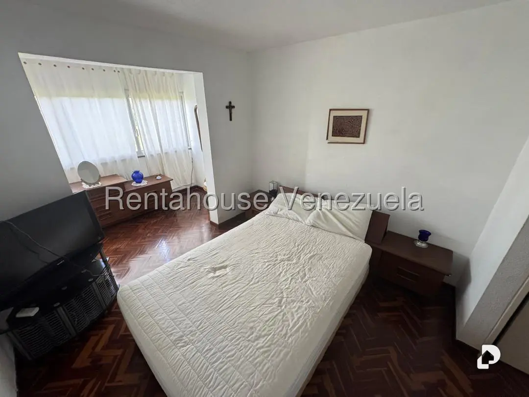 Apartamento en La Rosaleda, San Antonio de Los Altos – 6