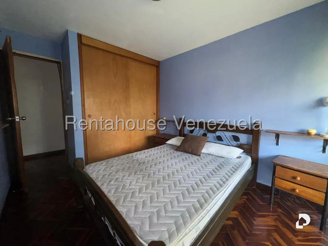 Apartamento en La Rosaleda, San Antonio de Los Altos – 9