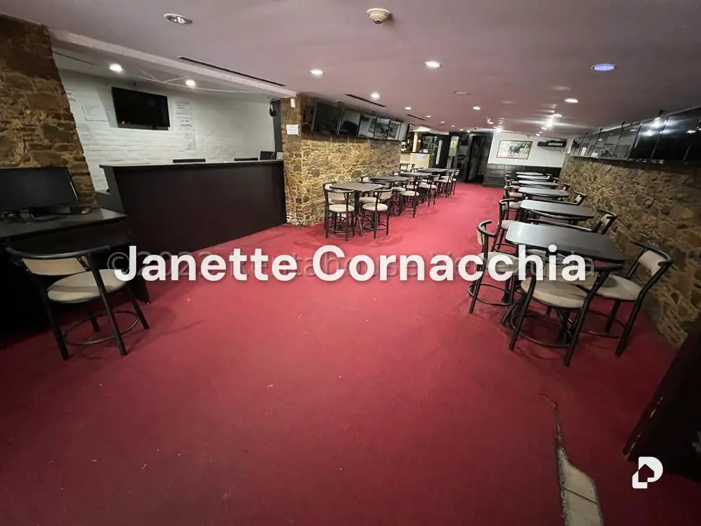 Local comercial en Los Palos Grandes, Caracas – 5
