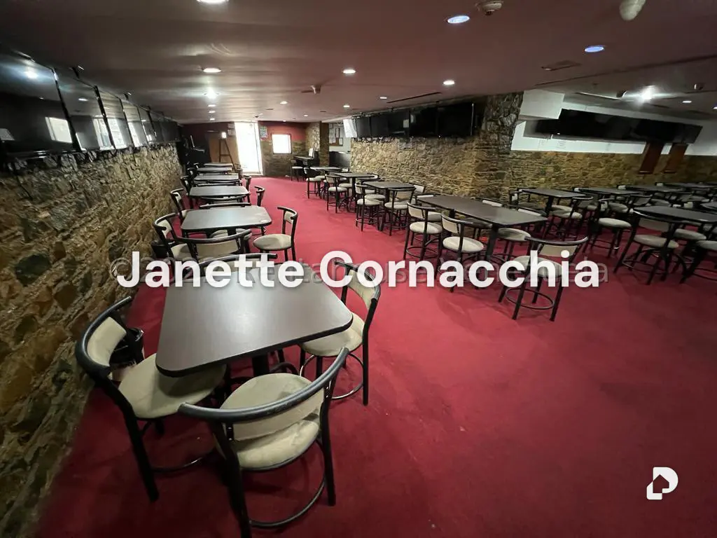 Local comercial en Los Palos Grandes, Caracas – 3