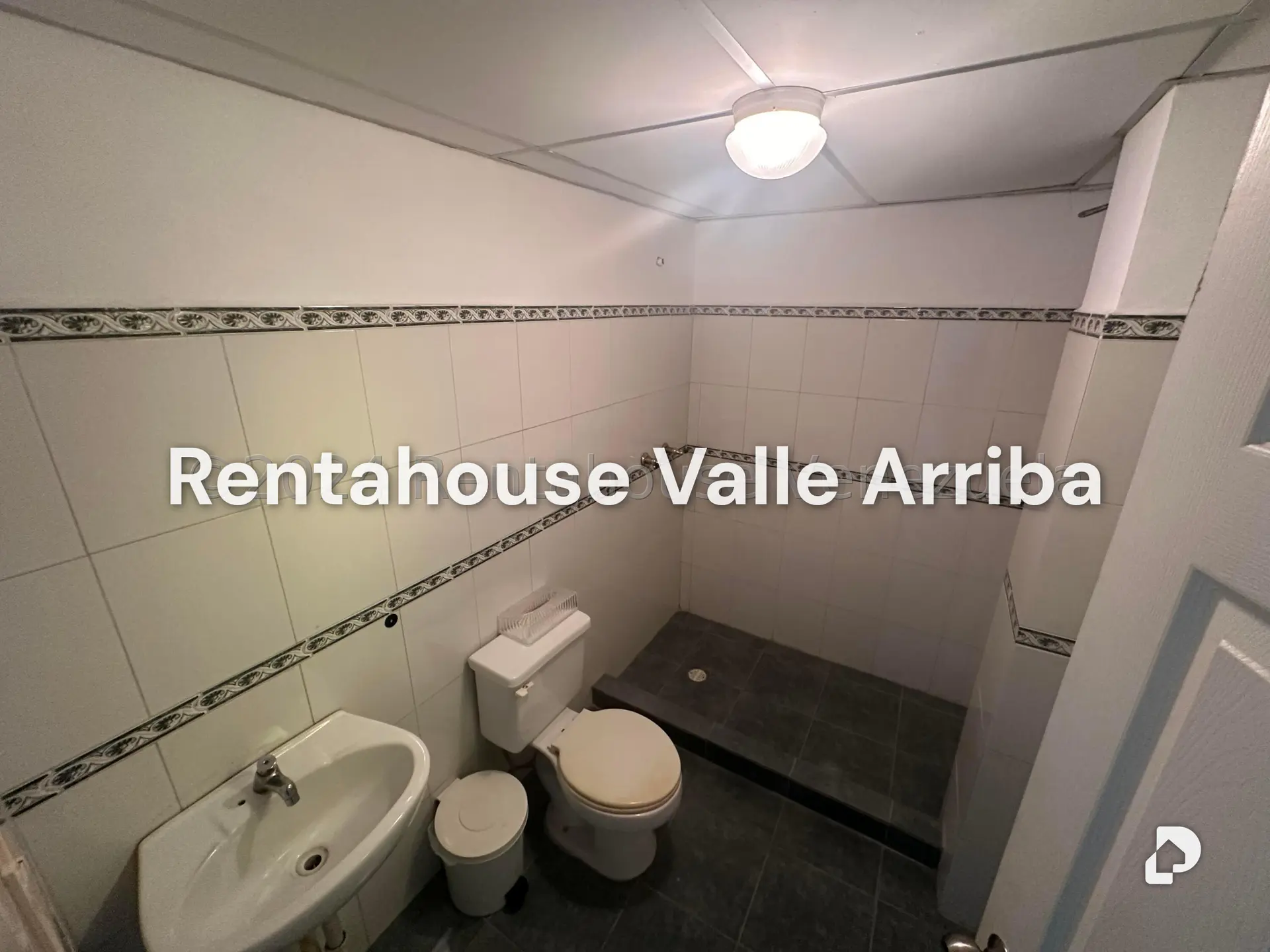 Local comercial en El Hatillo, Caracas – 8
