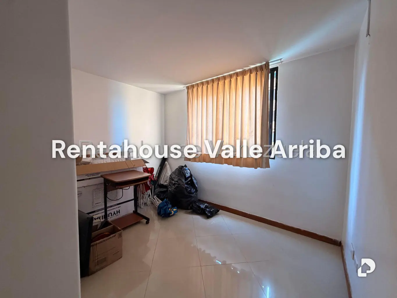 Apartamento en Colinas de La Tahona, Caracas – 15