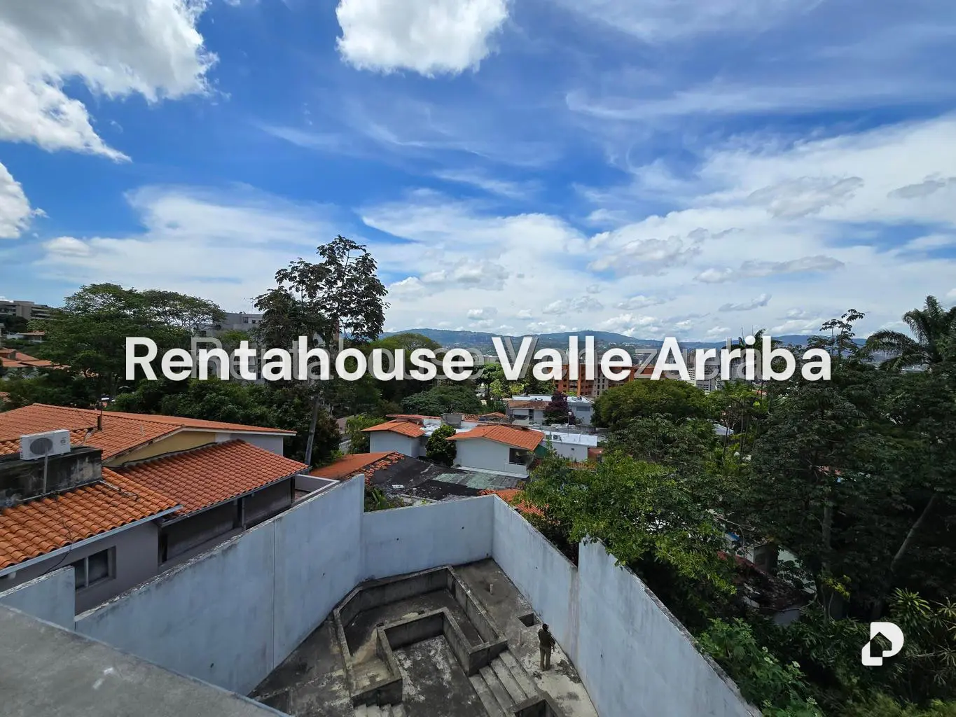Casa en Altamira, Caracas – 22