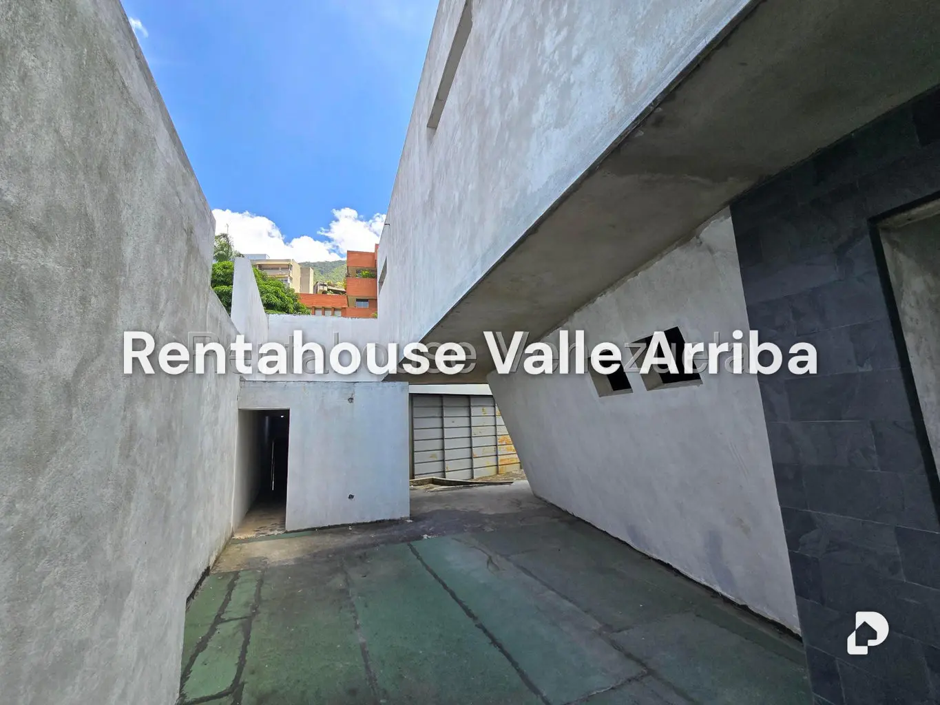 Casa en Altamira, Caracas – 9