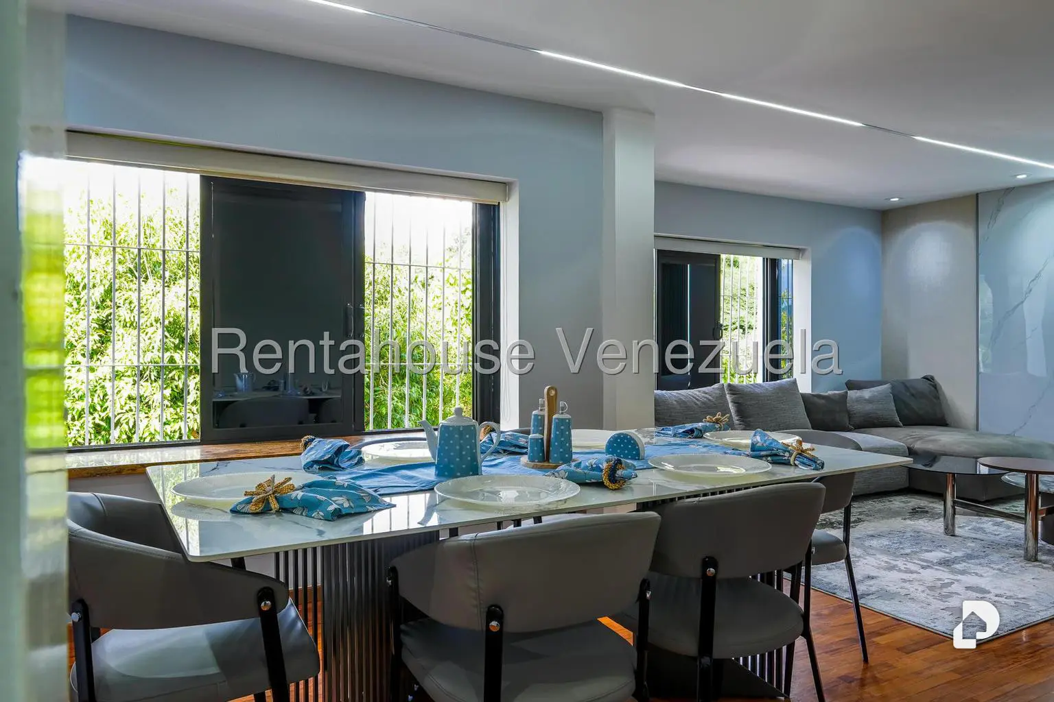Casa en Alto Prado, Caracas – 18