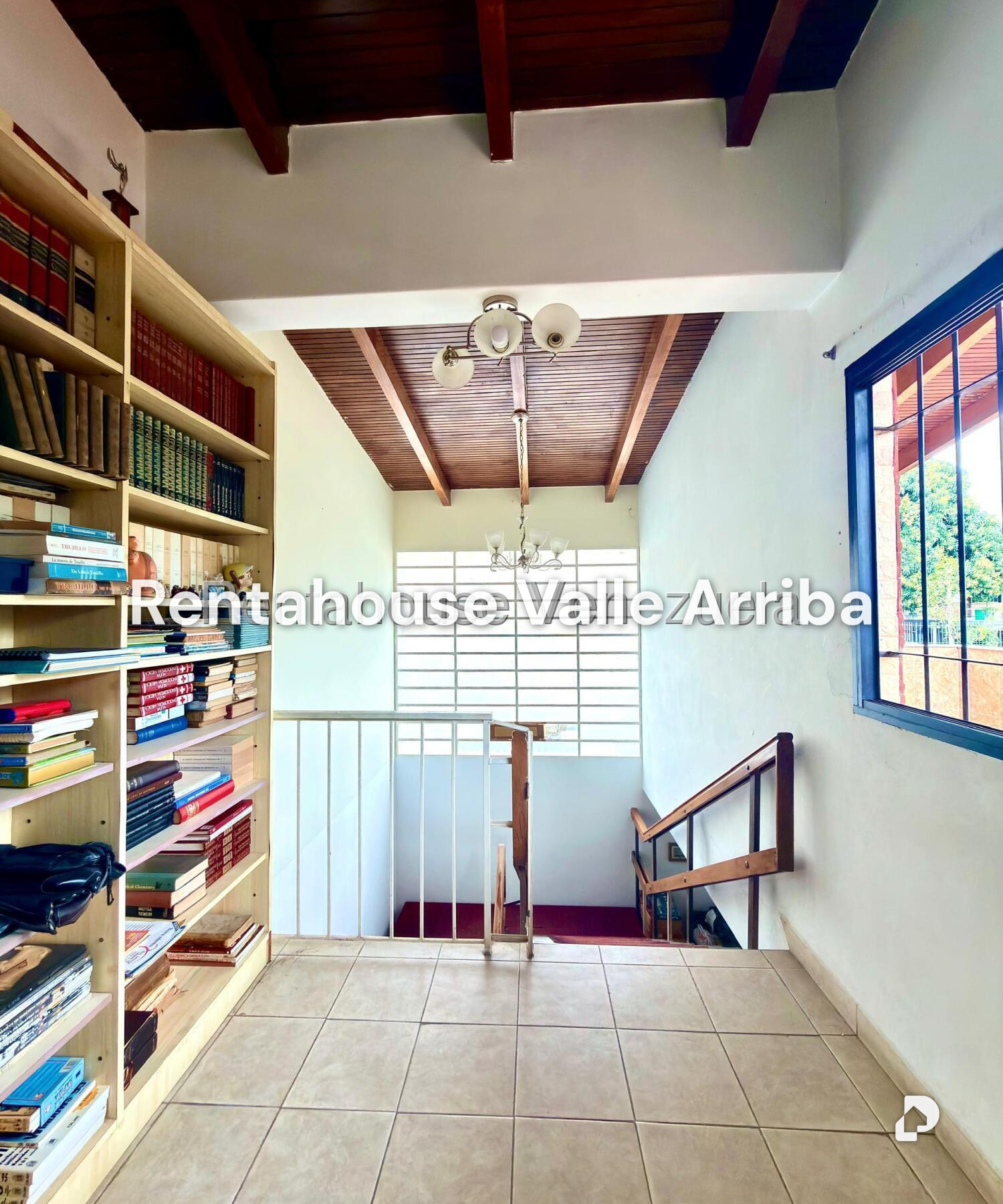 House in El Marqués, Caracas – 15