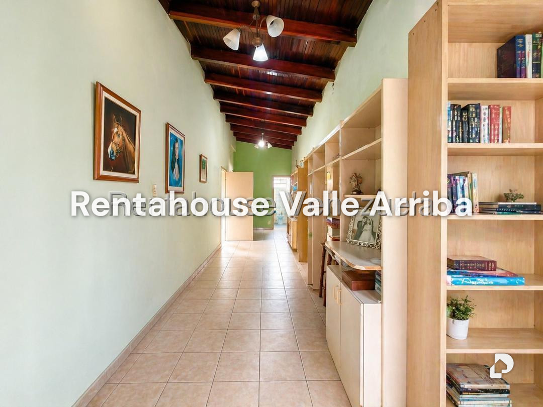 House in El Marqués, Caracas – 9