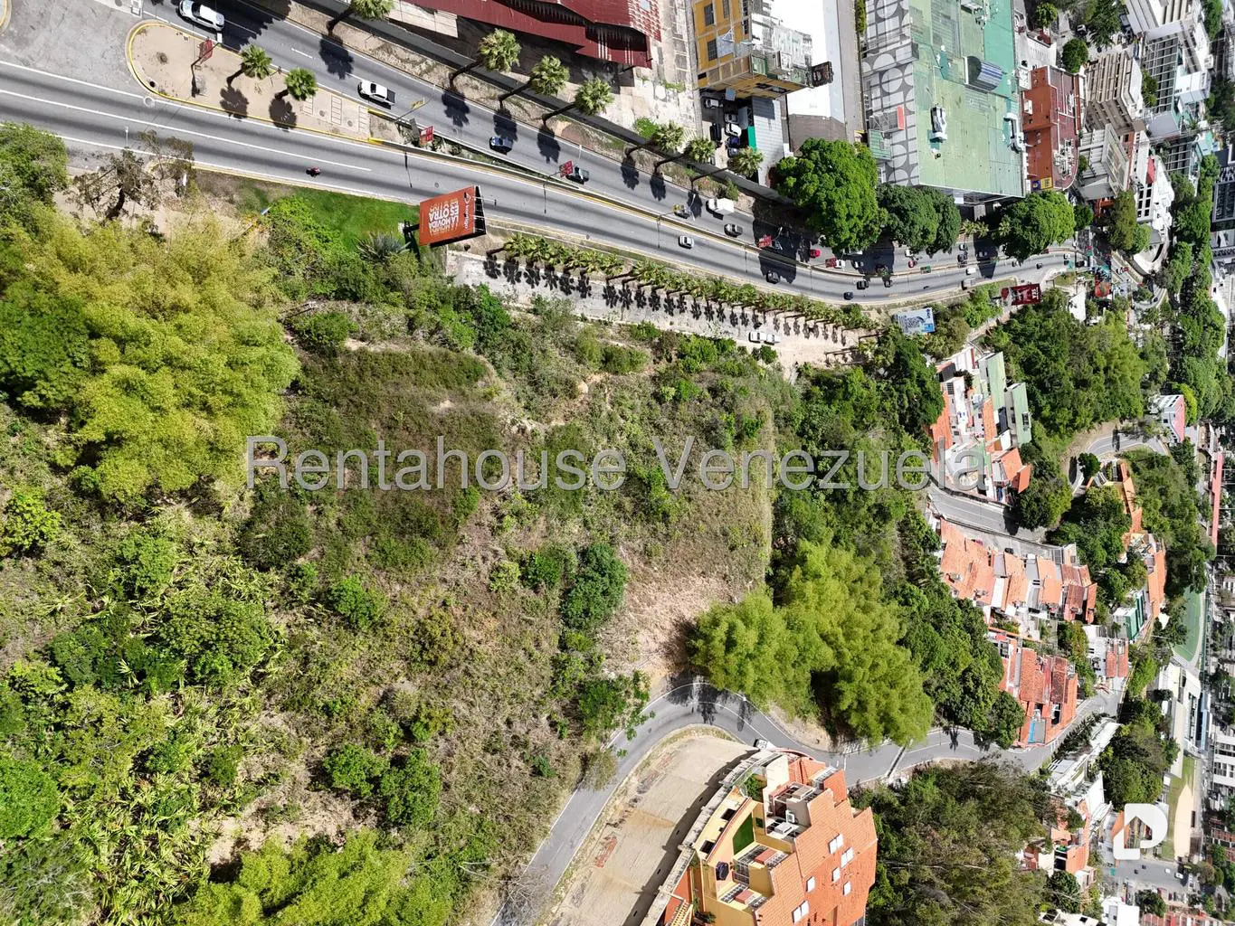 Terreno en La Trinidad, Caracas – 1